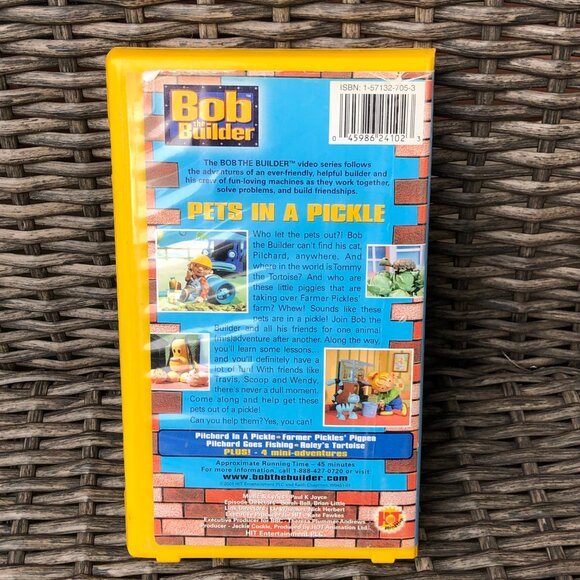 Bob the Builder Dig Lift Haul & Pets In A Pickle VHS Tapes Lot of 2 - Picture 6 of 7